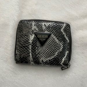 Guess wallet